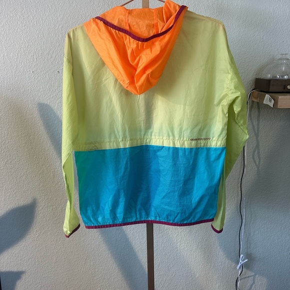 Cotopaxi | Areca Half-Zip Windbreaker - Picture 2 of 6